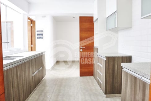 Flat Primer piso en Residencial Higuereta 11