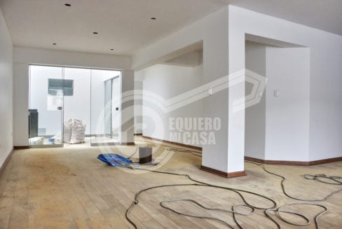 Flat Primer piso en Residencial Higuereta 7