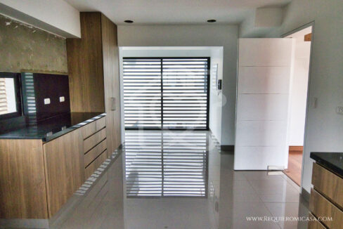 duplex con piscina san borja9