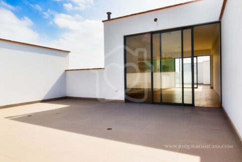 Duplex en venta en chacarilla24