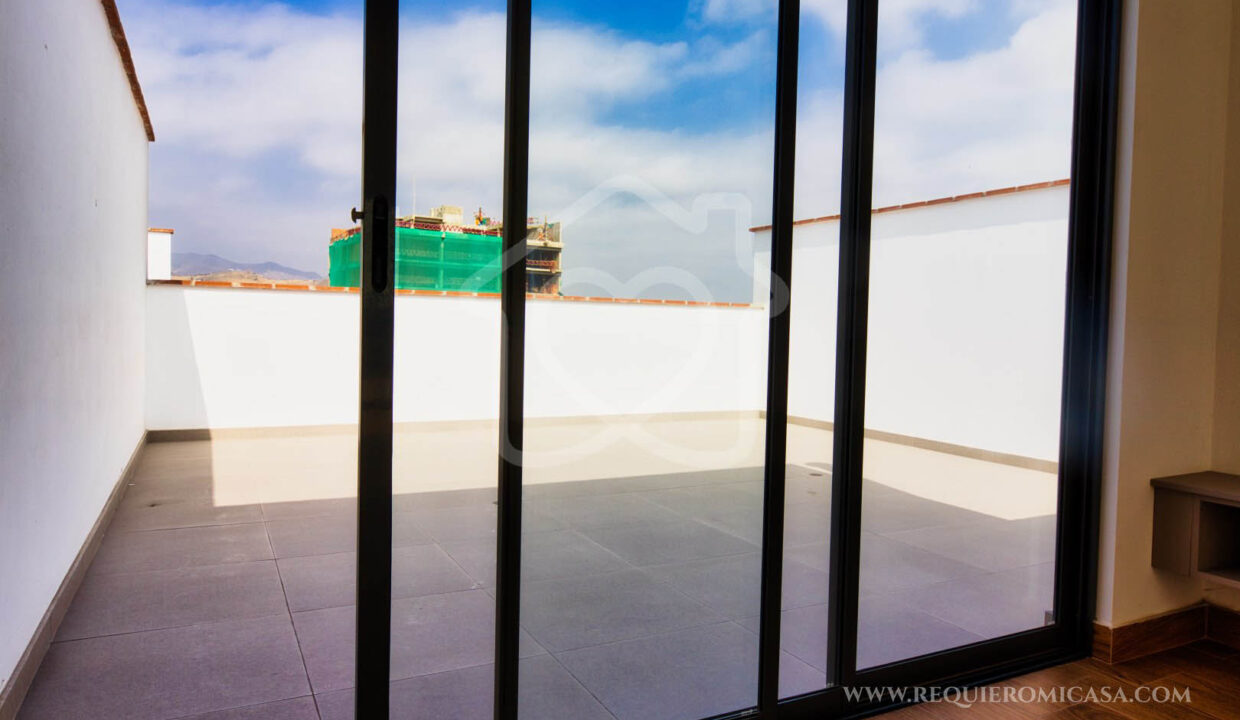 Duplex en venta en chacarilla26