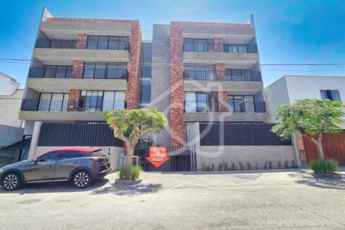 departamentos en monterrico surco49