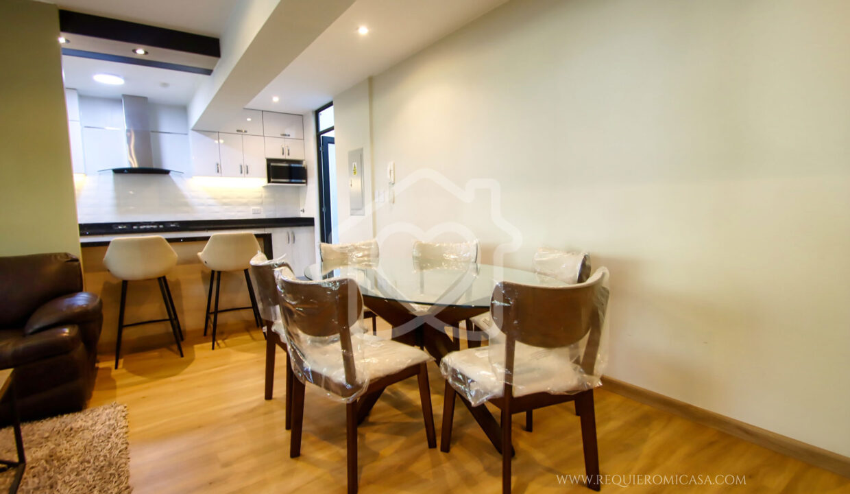 venta dpto frente a parque surco13