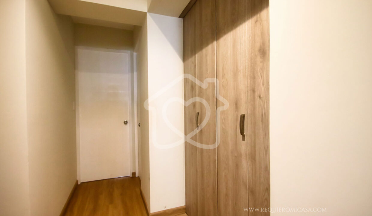venta dpto frente a parque surco18