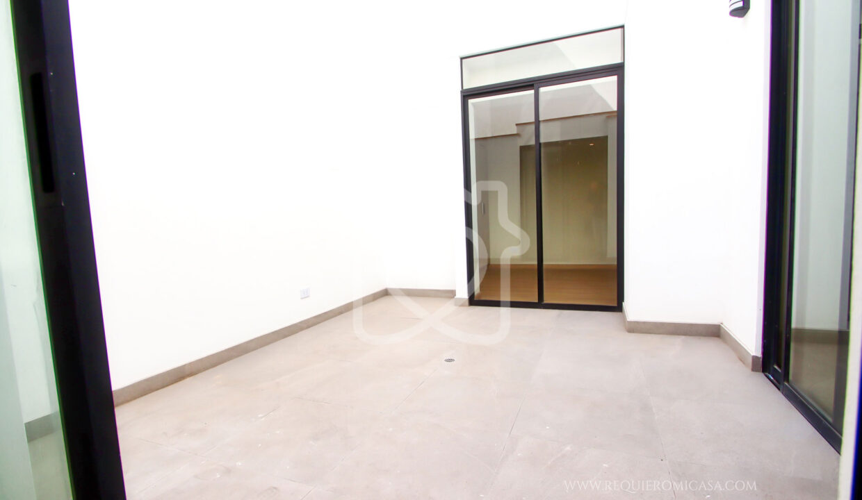 venta dpto frente a parque surco25