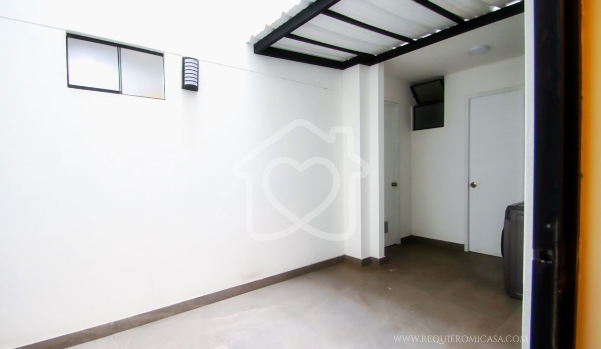 venta dpto frente a parque surco28