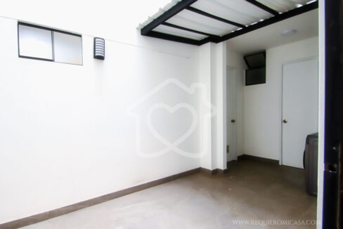venta dpto frente a parque surco28