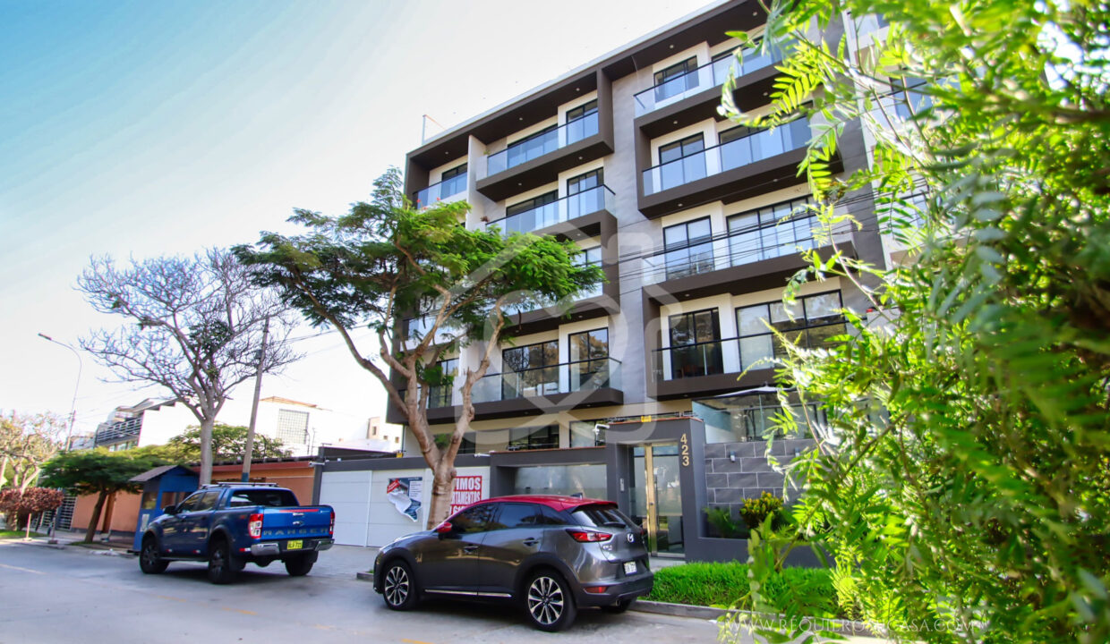 venta dpto frente a parque surco29