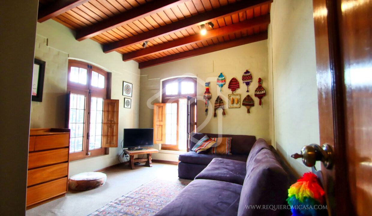 casa en venta en la molina28