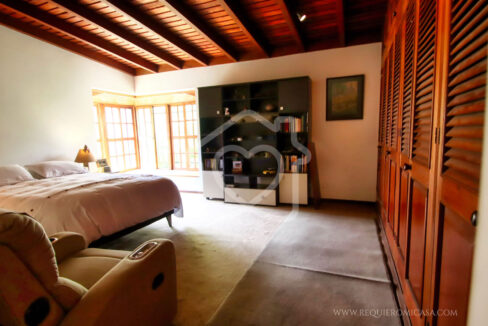 casa en venta en la molina42