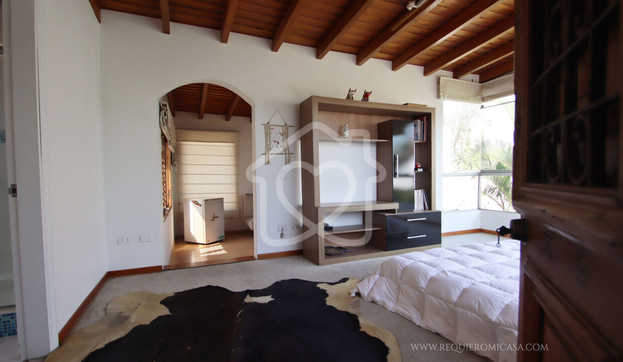 casa en venta en la molina45