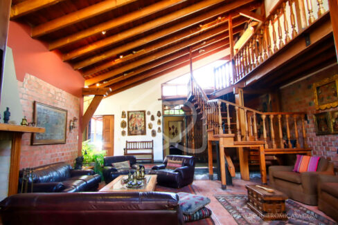 casa en venta en la molina64