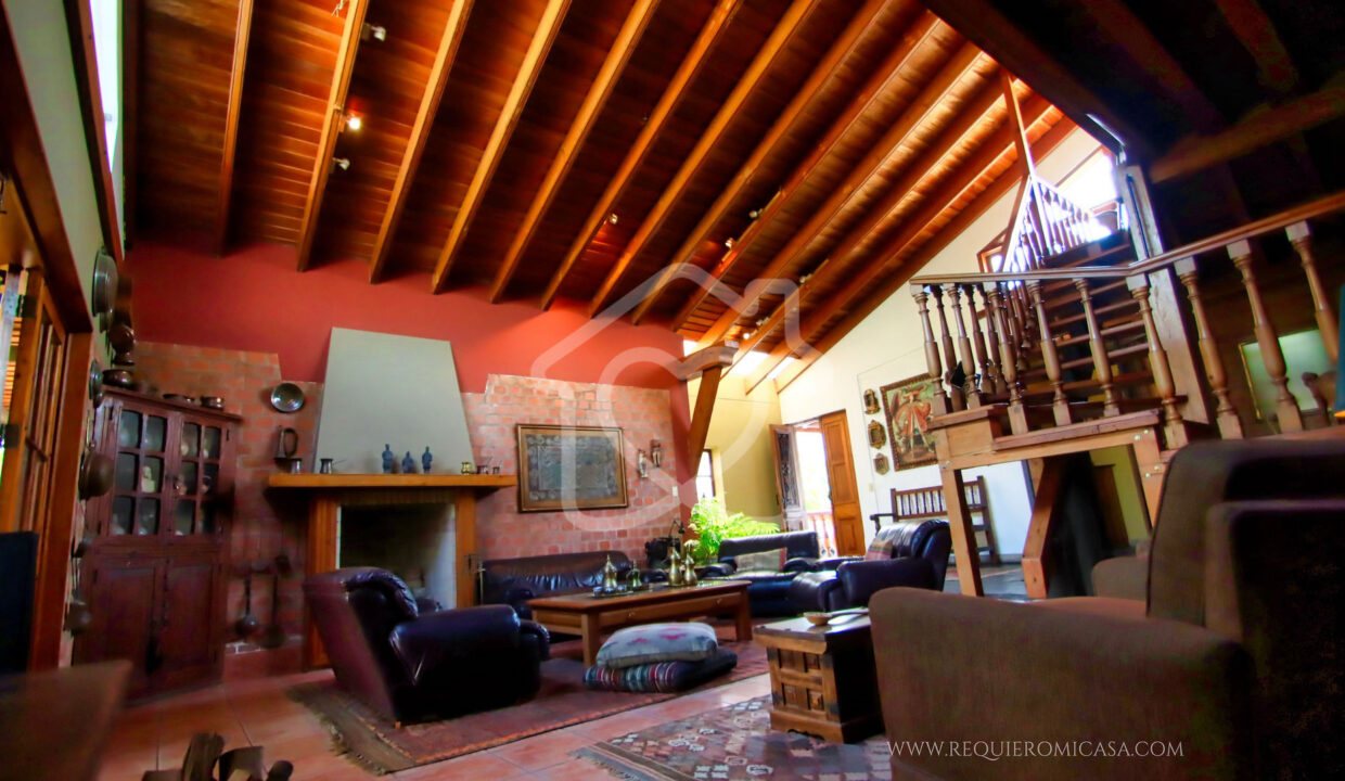 casa en venta en la molina69