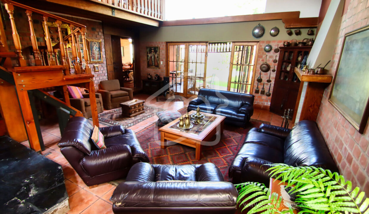 casa en venta en la molina71
