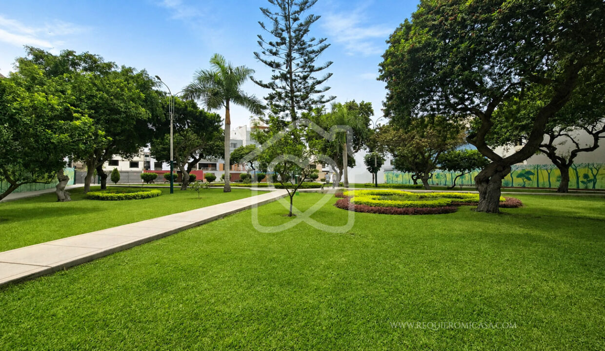 duplex en venta en surco con piscina7