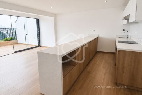 DUPLEX FRENTE A PARQUE VALLE HERMOSO14