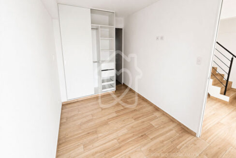 DUPLEX FRENTE A PARQUE VALLE HERMOSO25