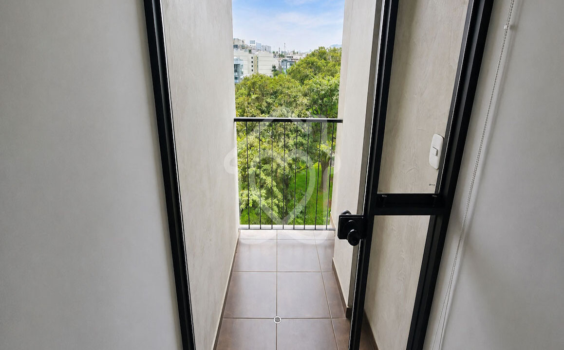 DUPLEX FRENTE A PARQUE VALLE HERMOSO26