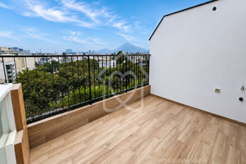 DUPLEX FRENTE A PARQUE VALLE HERMOSO45