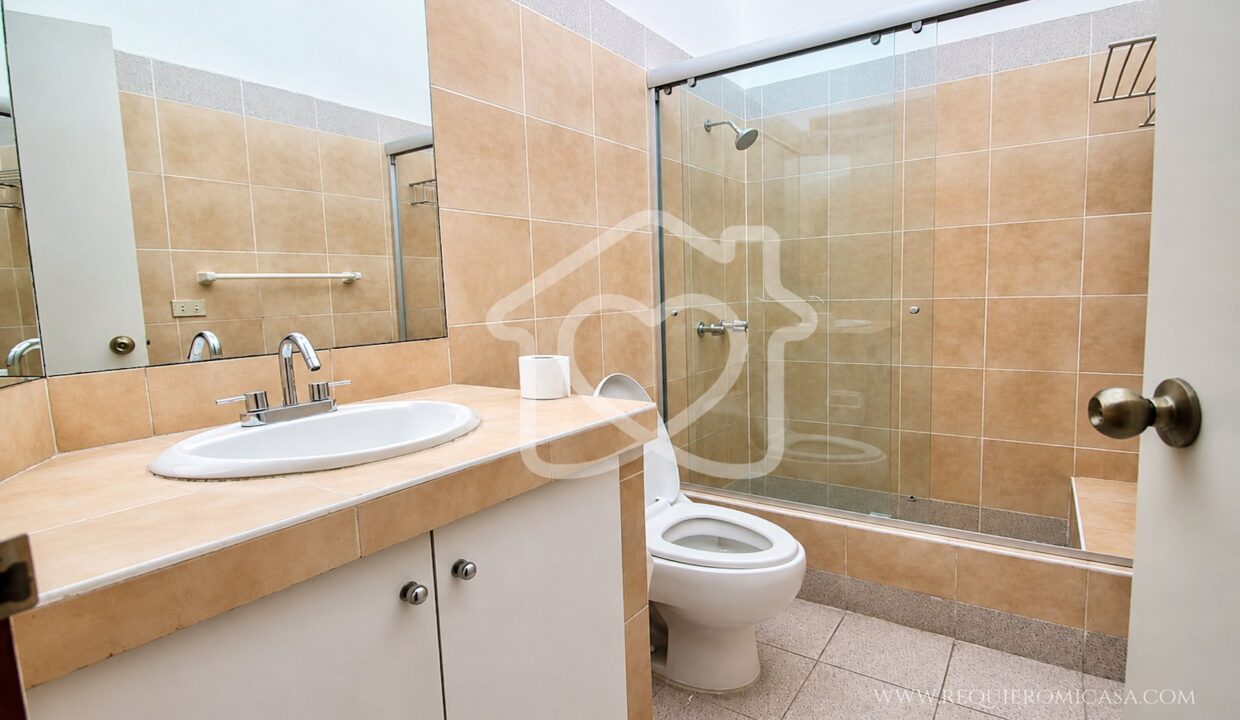 casa en venta los alamos surco14