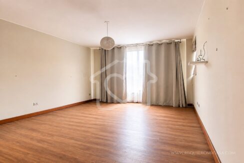 casa en venta los alamos surco17