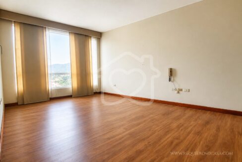 casa en venta los alamos surco18