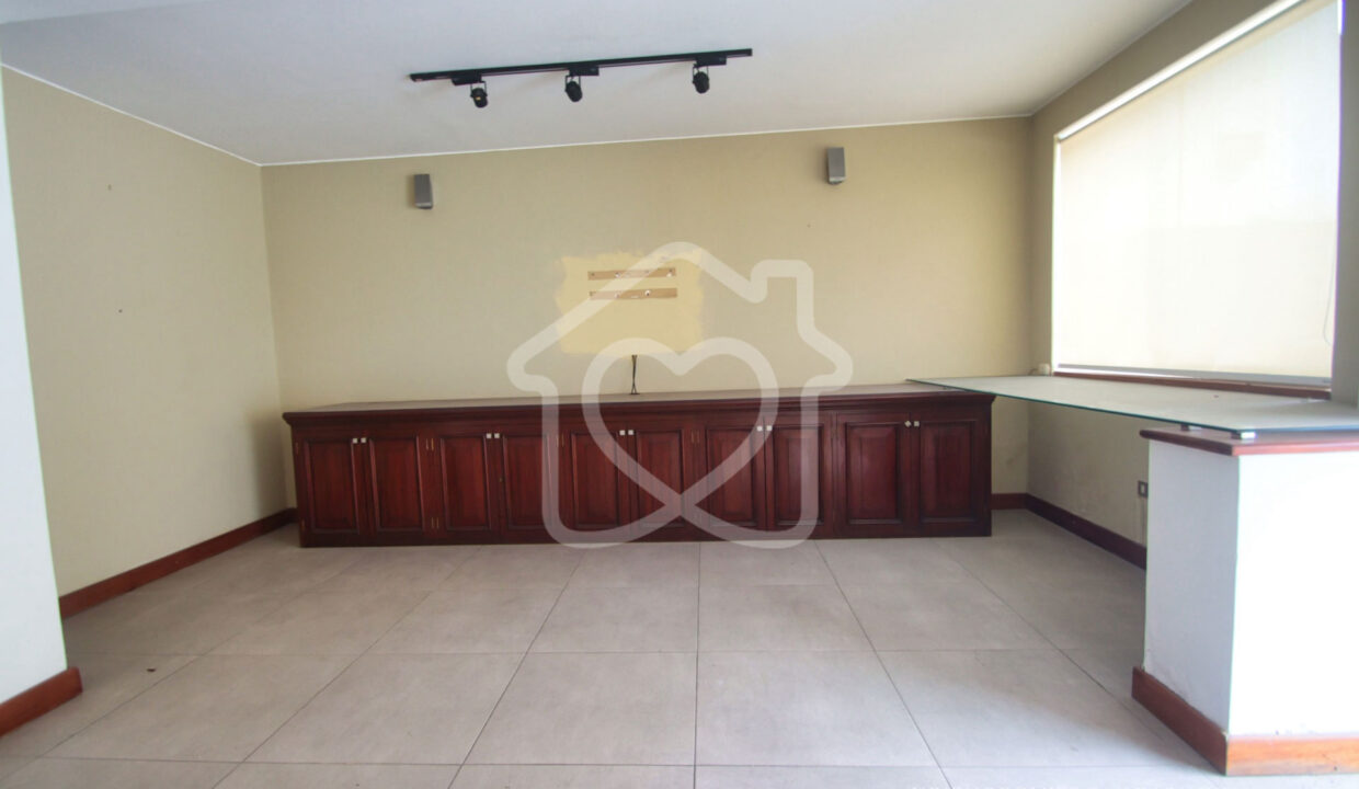 casa en venta los alamos surco47