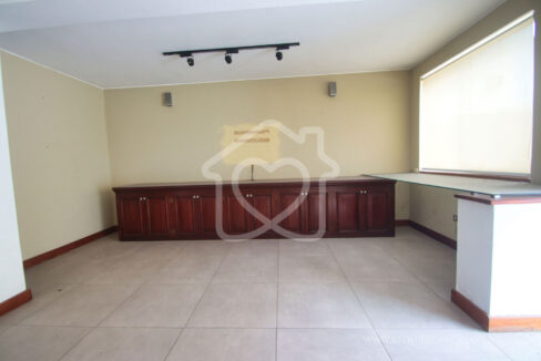 casa en venta los alamos surco47