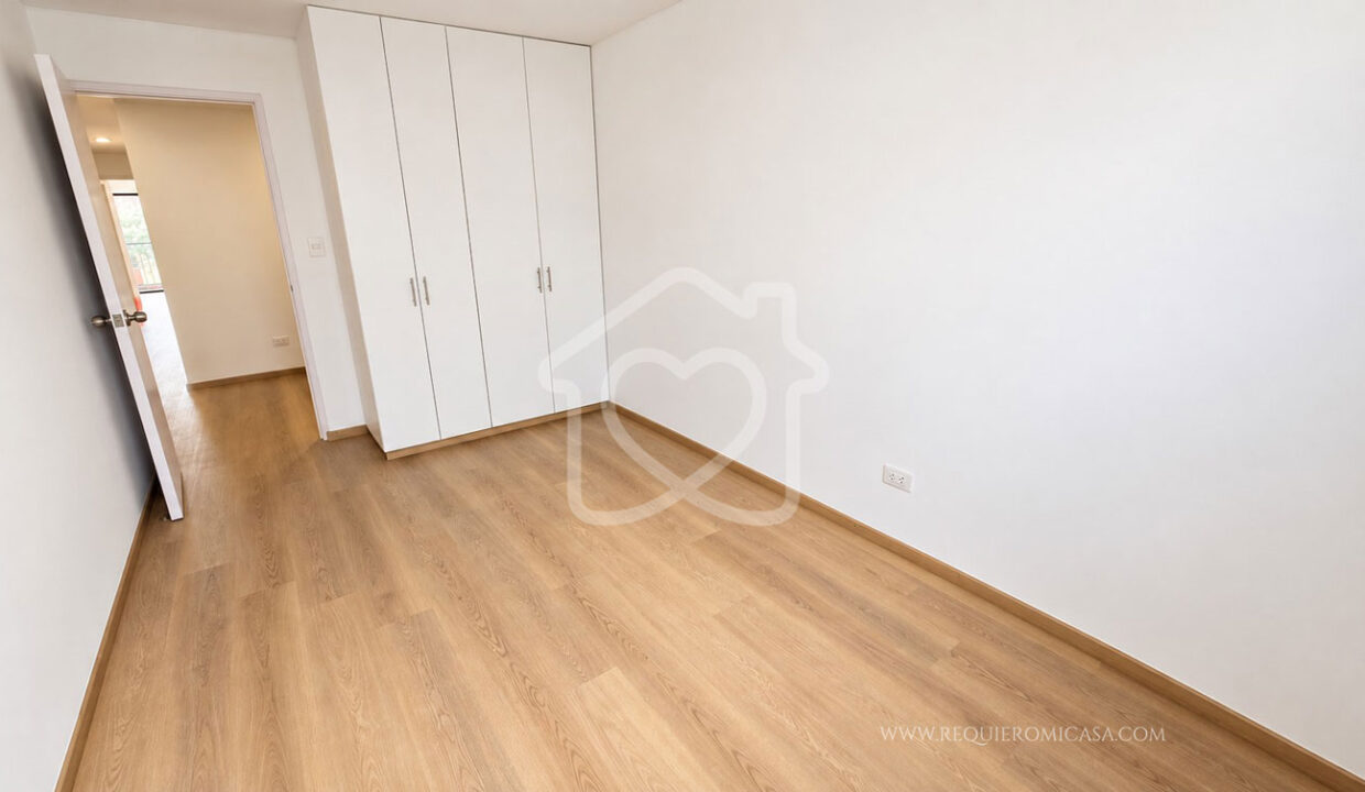 dpto en venta en surco tambo de monterrico26