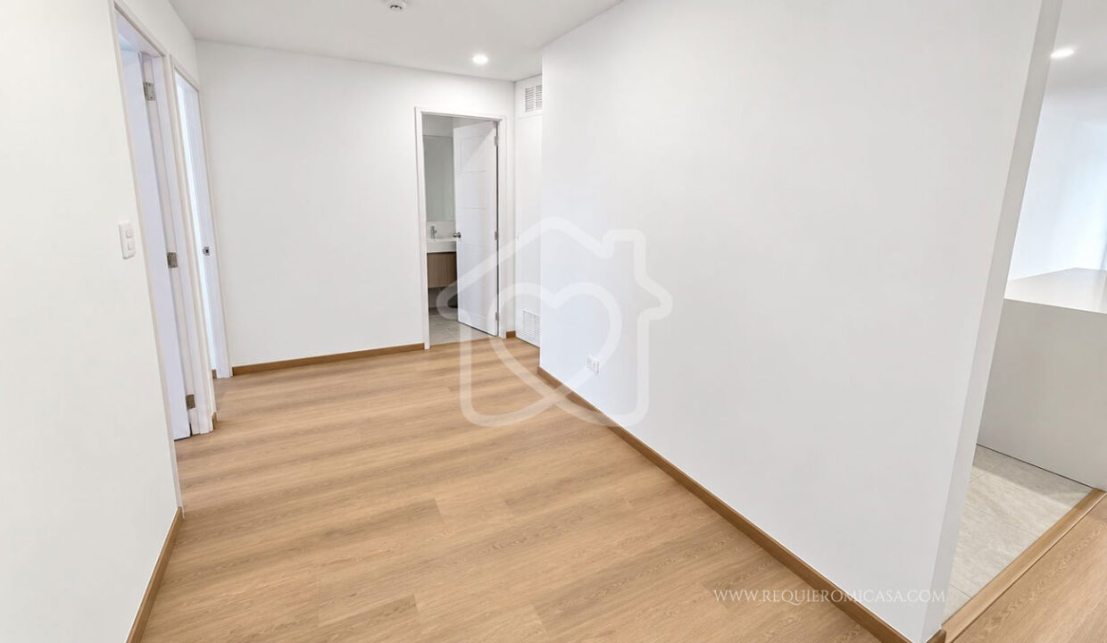 dpto en venta en surco tambo de monterrico29